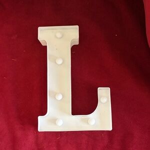 White Marquee Letter 'L' Wall Decor